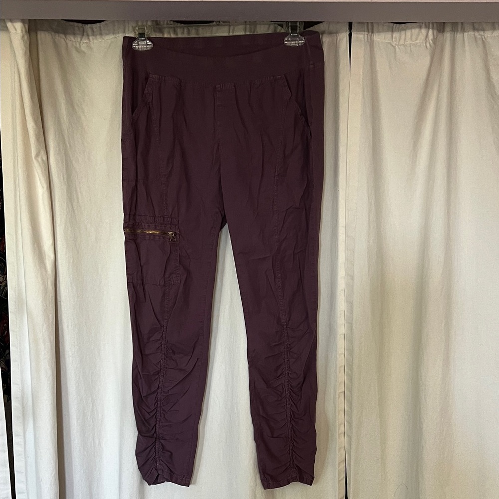 Wearables  Purple Zippered Pants L. READ